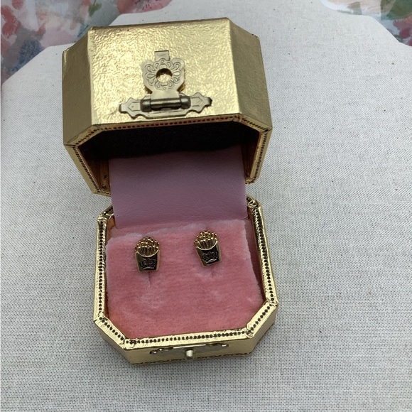Juicy Couture French Fries Gold Stud Earrings - Picture 5 of 5